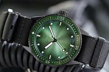 青岛劳力士月份不走