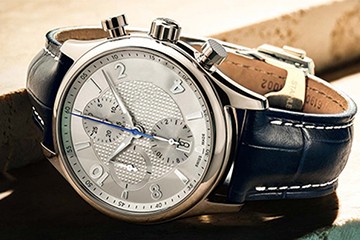 青岛劳力士表换原厂电池