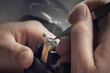 青岛劳力士秒针为什么不走